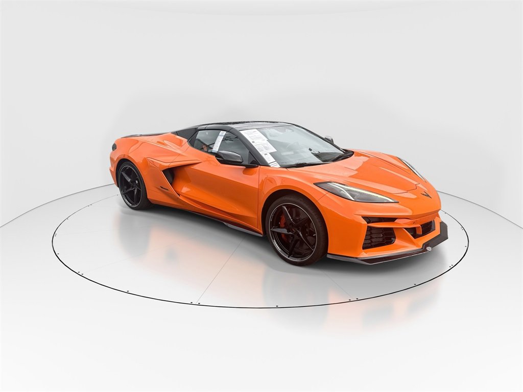 2024 Chevrolet Corvette E-Ray 3LZ photo 2