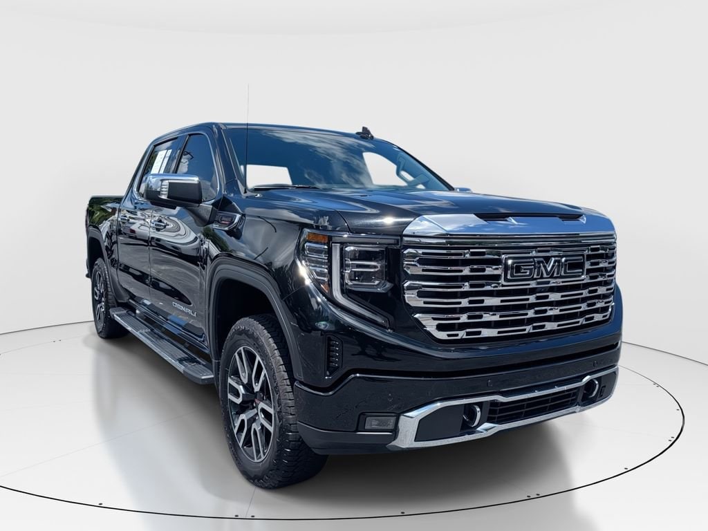 2024 GMC Sierra 4WD Crew Cab Short Box Denali's photo
