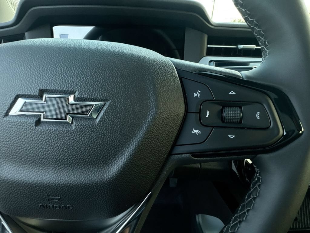 2027 Chevrolet Bolt RS - Photo 18