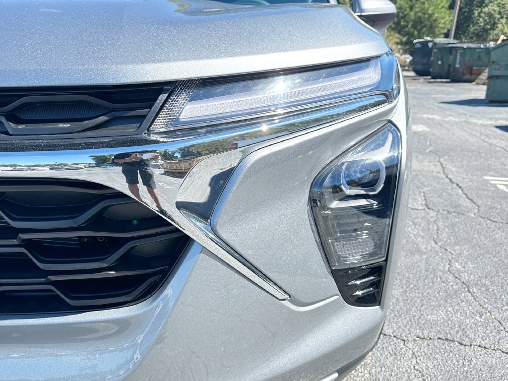 2026 Chevrolet Trax LT - Photo 10
