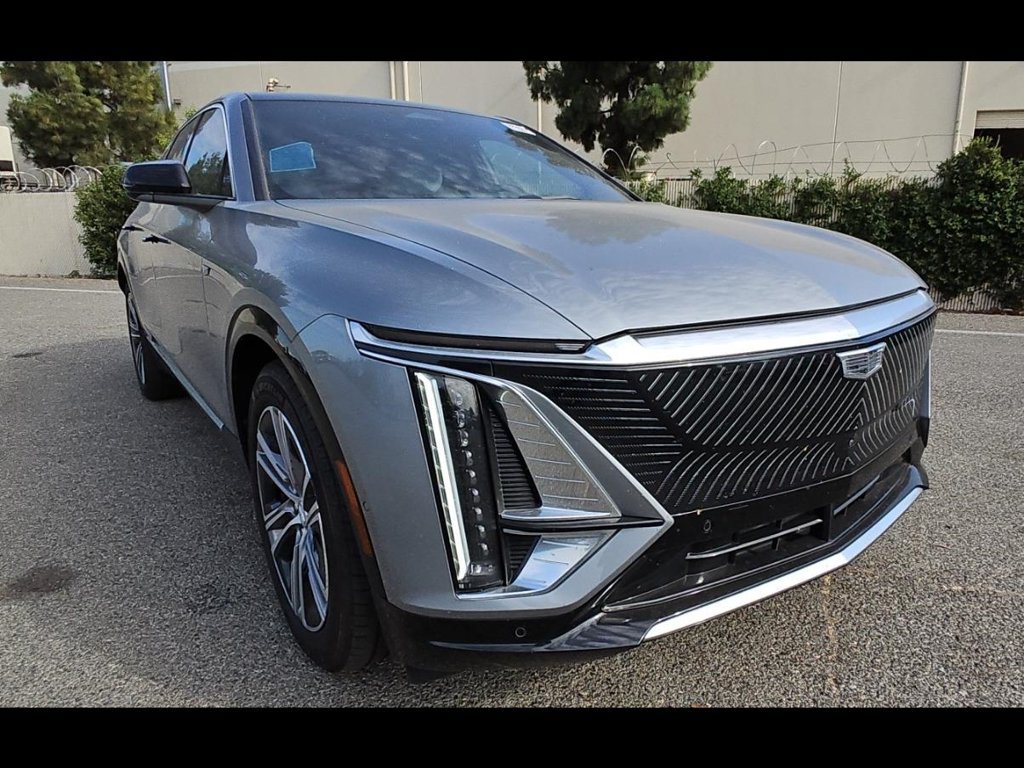 Used 2024 Cadillac LYRIQ Luxury 1 with VIN 1GYKPPRK5RZ102852 for sale in Decatur, GA