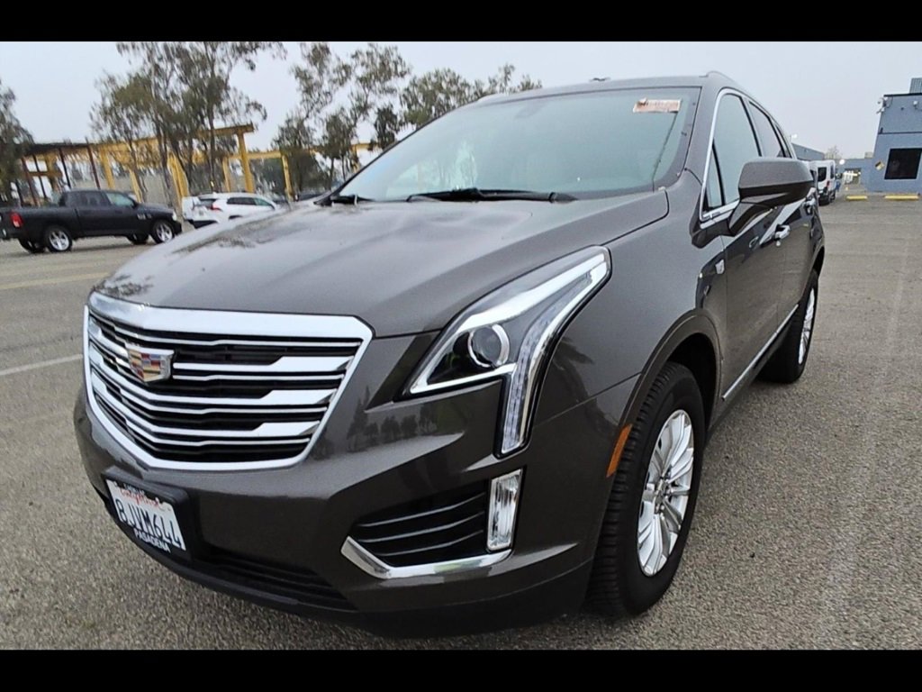 2019 Cadillac XT5 photo 3
