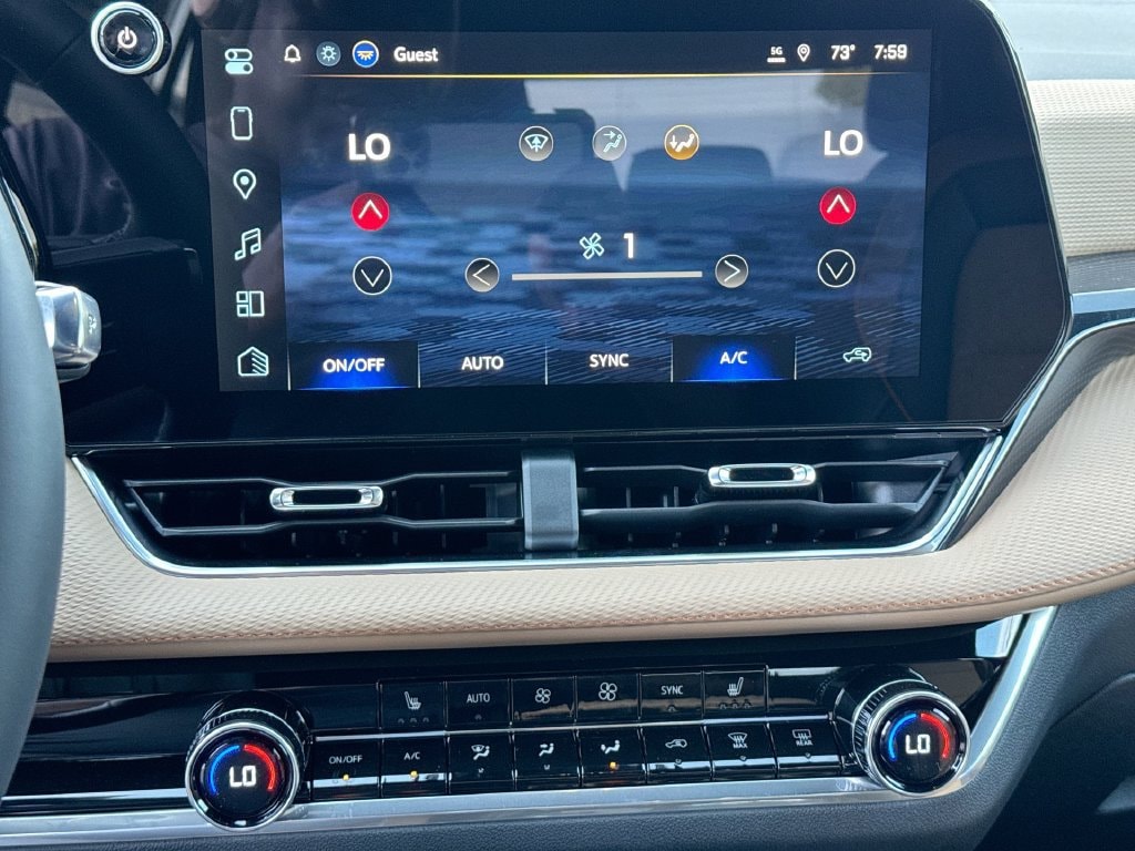2027 Chevrolet Equinox ACTIV - Photo 25
