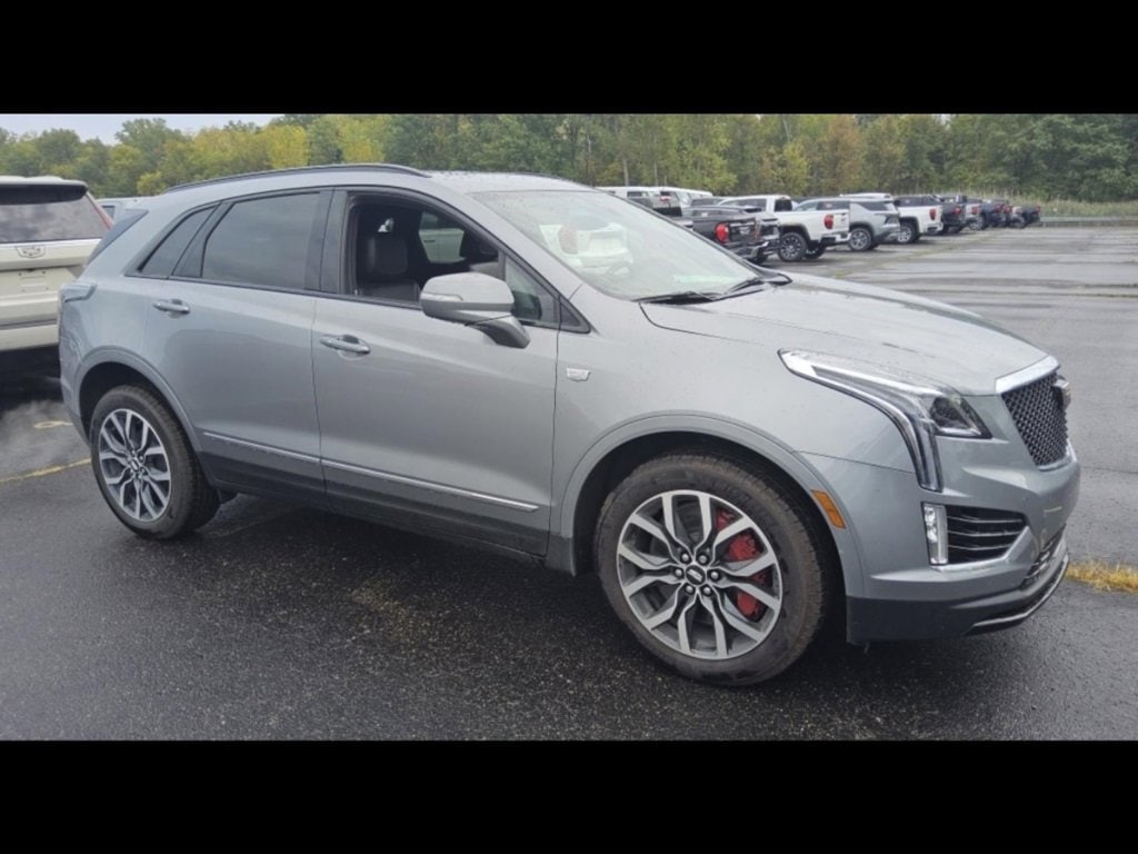 Used 2025 CADILLAC XT5 Sport SUV
