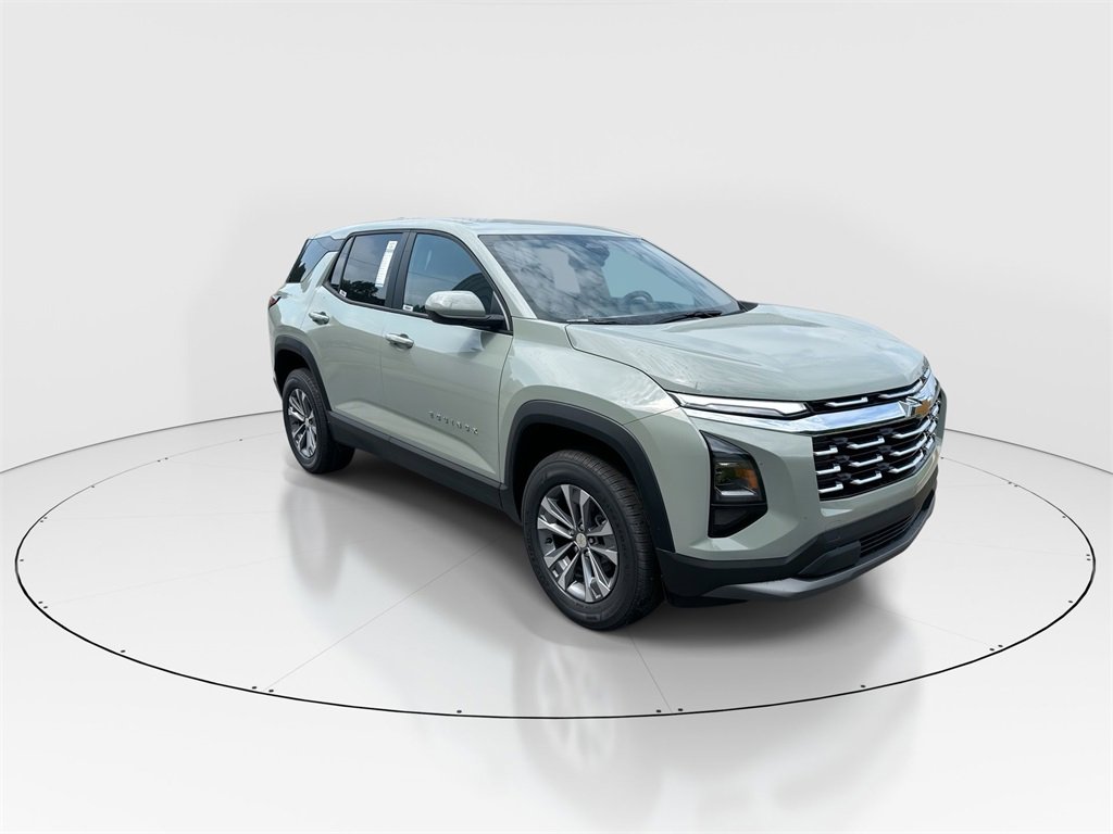 2026 Chevrolet Equinox LT photo 2