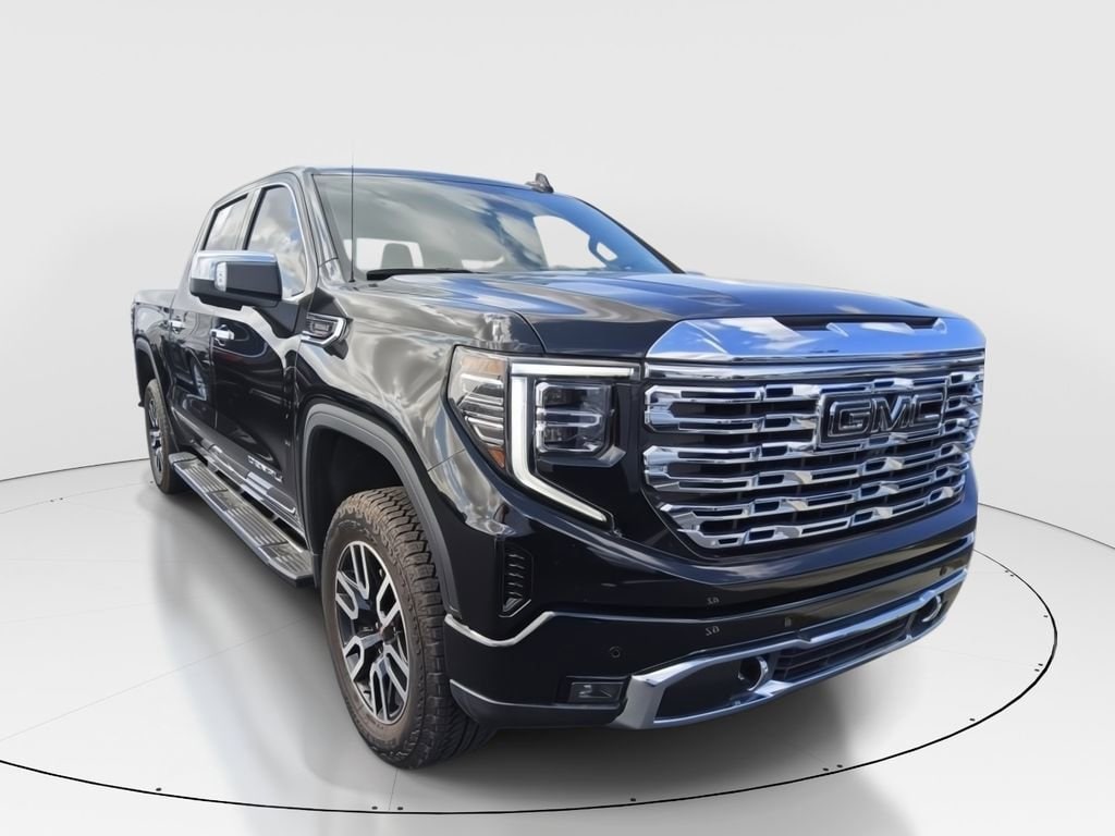 2024 GMC Sierra 4WD Crew Cab Short Box Denali's photo