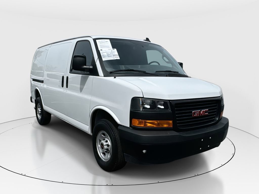 2024 GMC Savana 2500's photo
