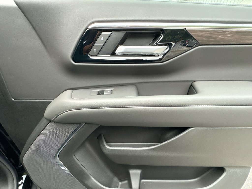 2026 Chevrolet Tahoe LS - Photo 33