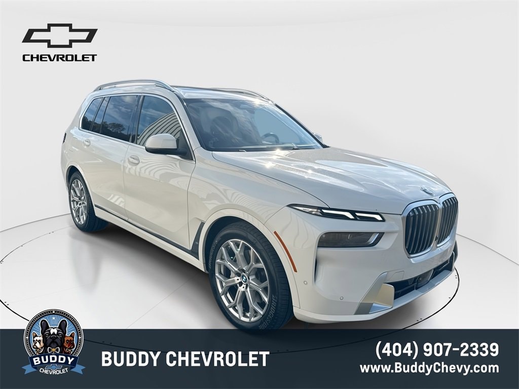 2023 BMW X7 40i's photo
