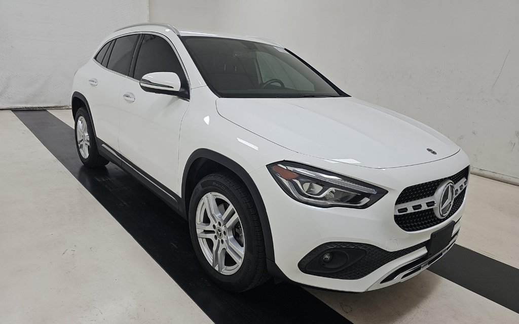 2021 Mercedes Benz GLA 250 photo 2