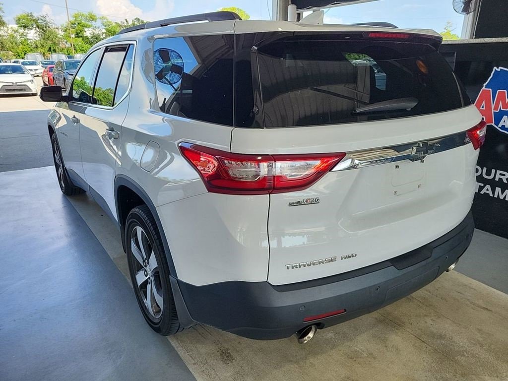 2019 Chevrolet Traverse Leather photo 3