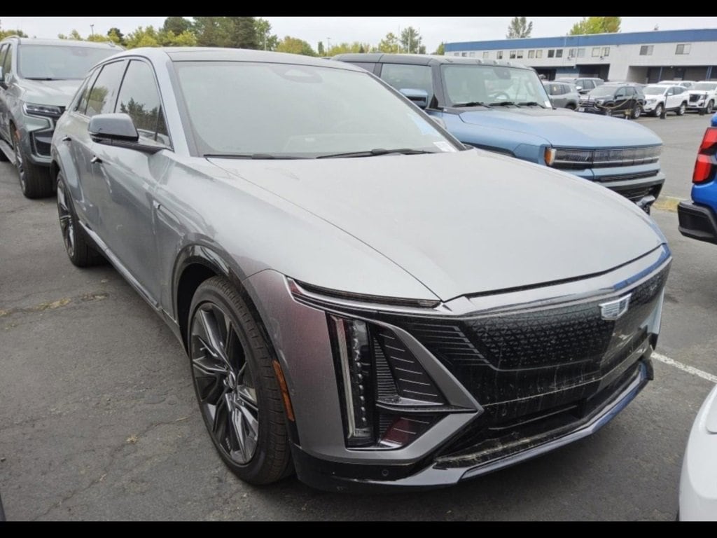 Used 2024 CADILLAC Lyriq Sport 3 SUV