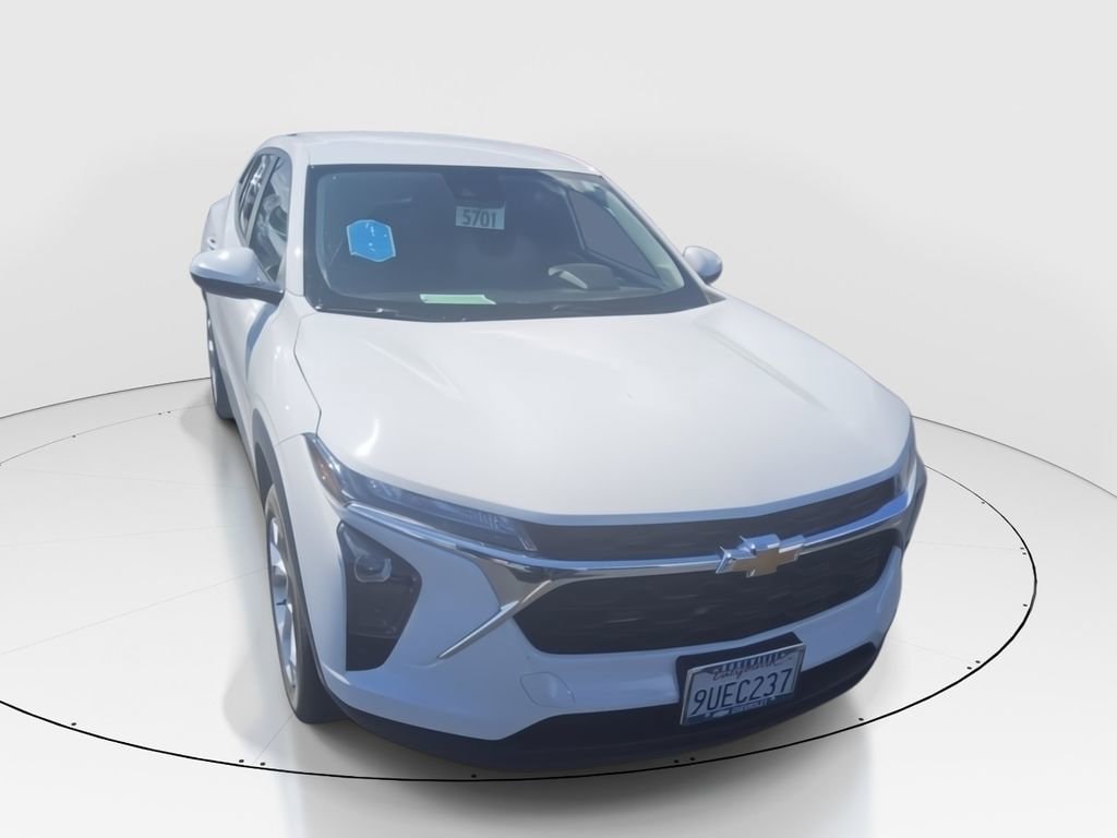 2025 Chevrolet Trax SUV 