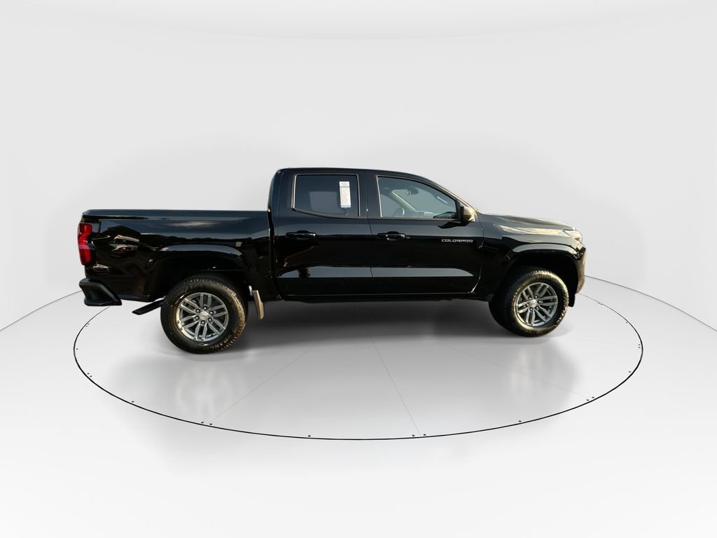 2026 Chevrolet Colorado LT - Photo 9