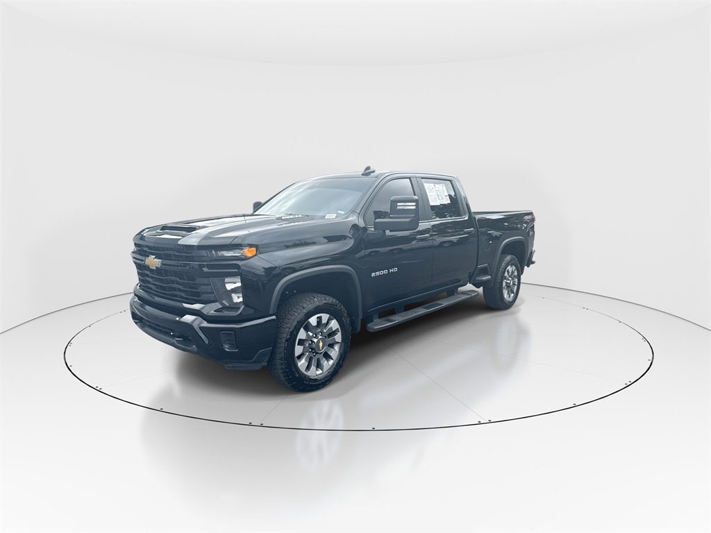 Used 2025 Chevrolet Silverado 2500 HD Custom Truck