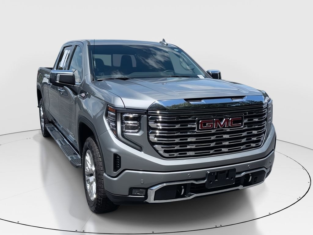 2025 GMC Sierra 4WD Crew Cab Short Box Denali's photo