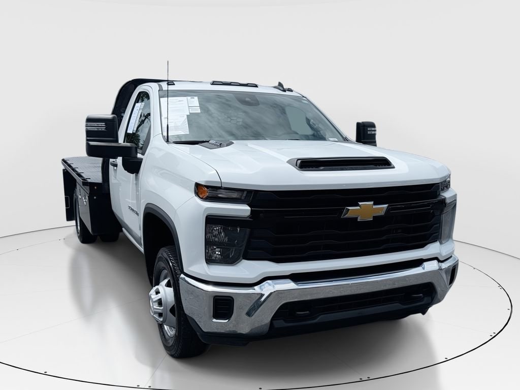 2025 Chevrolet Silverado HD Work Regular Cab 162" WB's photo