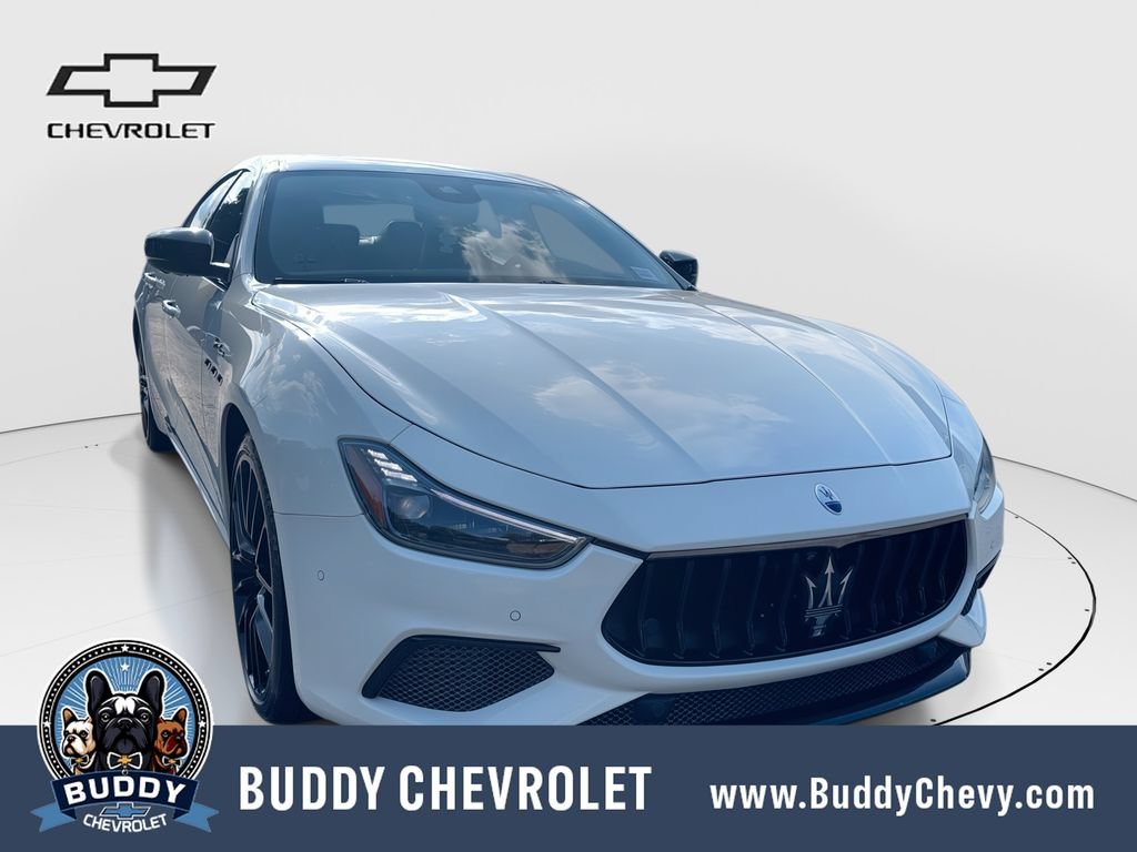 2022 Maserati Ghibli Modena Q4's photo