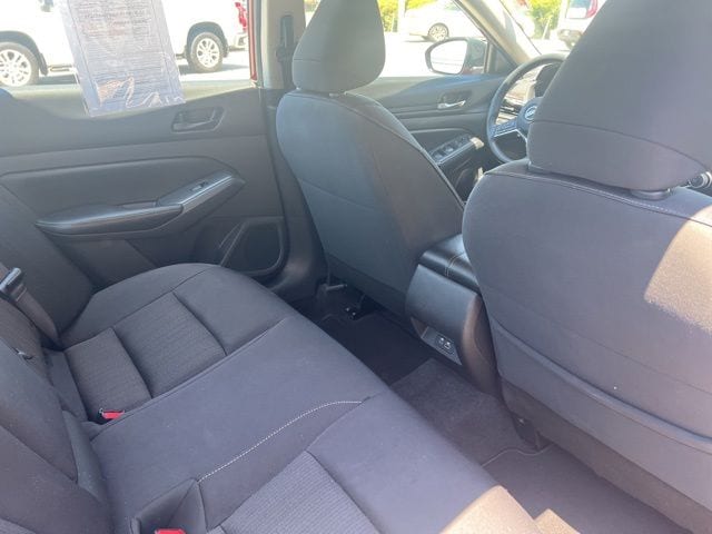 2025 Nissan Altima SV - Photo 13