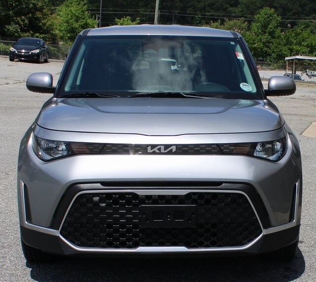 2023 Kia Soul LX photo 2