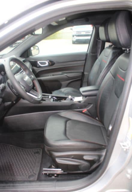 2025 Jeep Compass Trailhawk - Photo 11