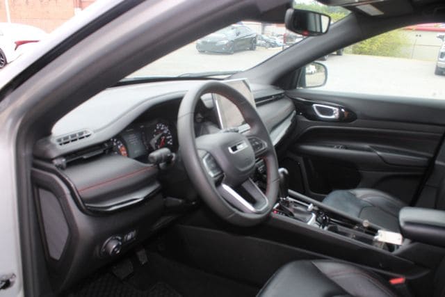 2025 Jeep Compass Trailhawk - Photo 10