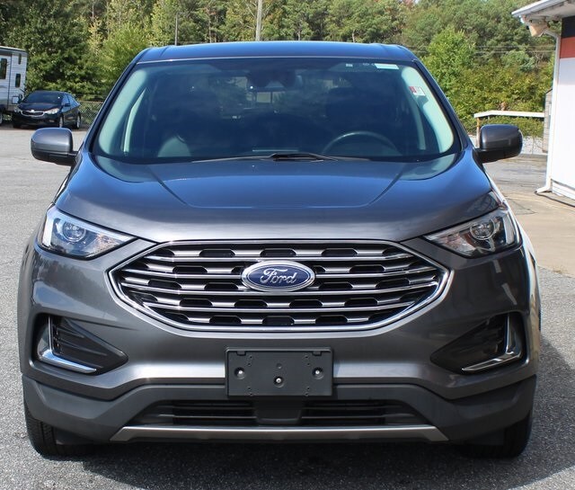 2022 Ford Edge SEL photo 4