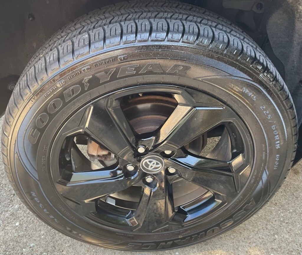 Used 2020 Toyota RAV4 Hybrid XSE SUV