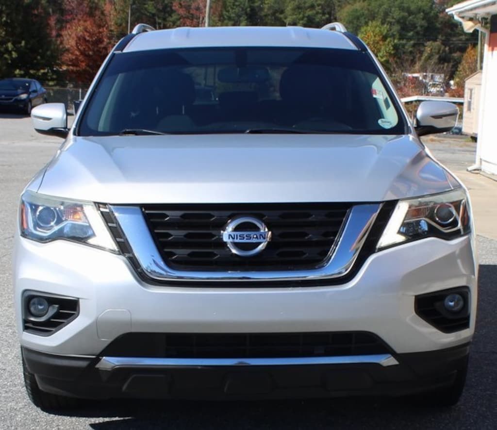 Used 2020 Nissan Pathfinder SV SUV