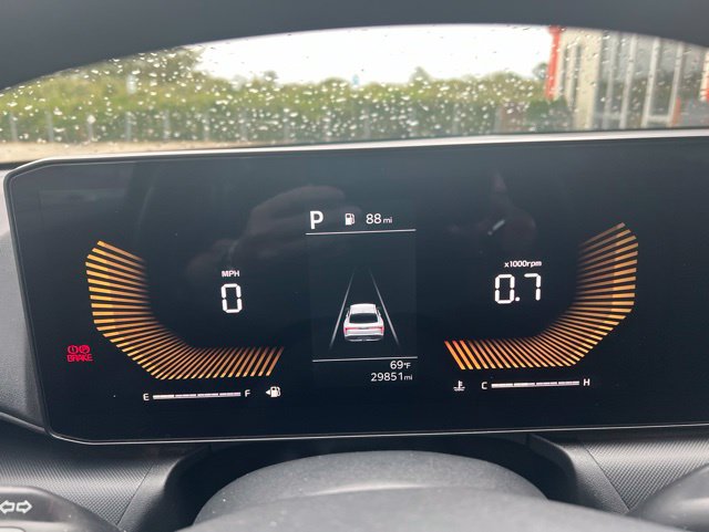 2025 Kia K4 LXS - Photo 17