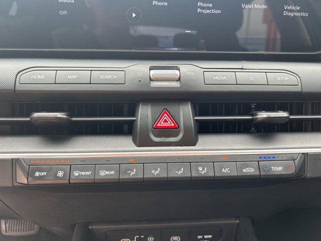 2025 Kia K4 LXS - Photo 14
