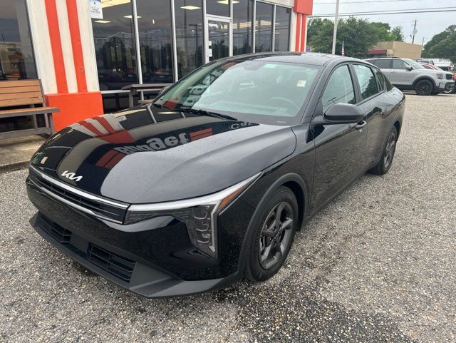 2025 Kia K4 LXS - Photo 6