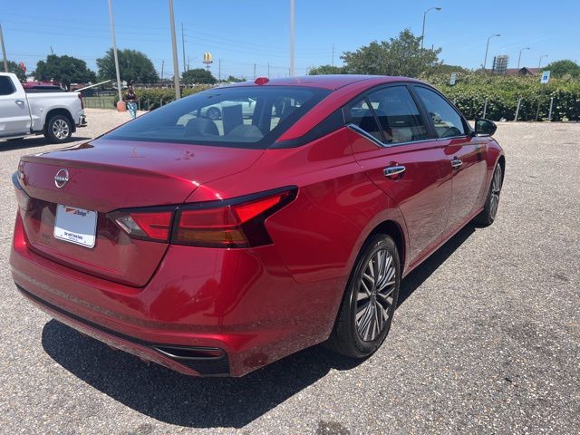 2025 Nissan Altima SV - Photo 5