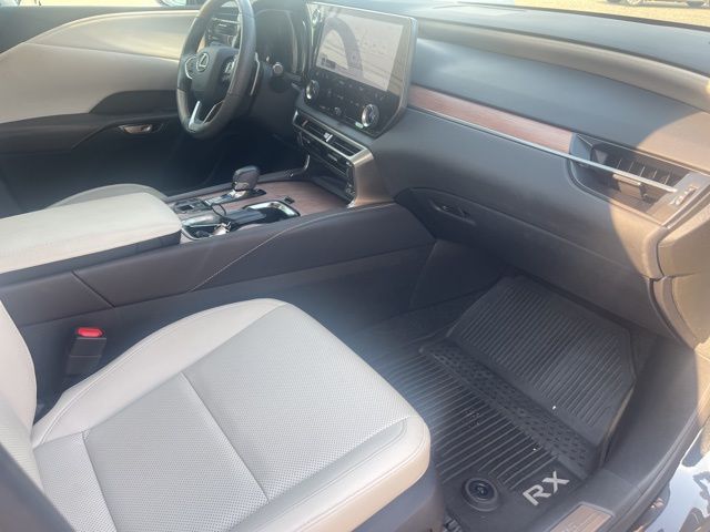 2023 Lexus RX 350 - Photo 40