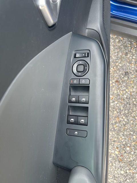 2025 Kia K4 LXS - Photo 11