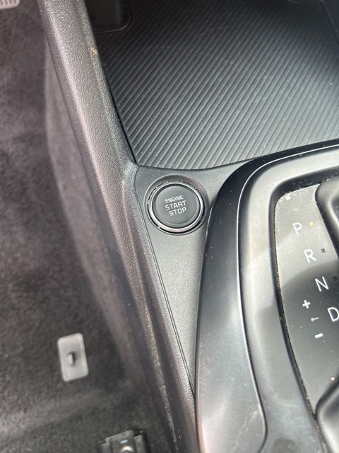 2025 Kia K4 LXS - Photo 17