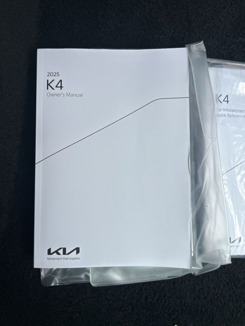 2025 Kia K4 LXS - Photo 43