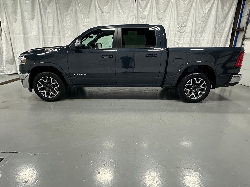 2025 Ram 1500 Laramie photo 4