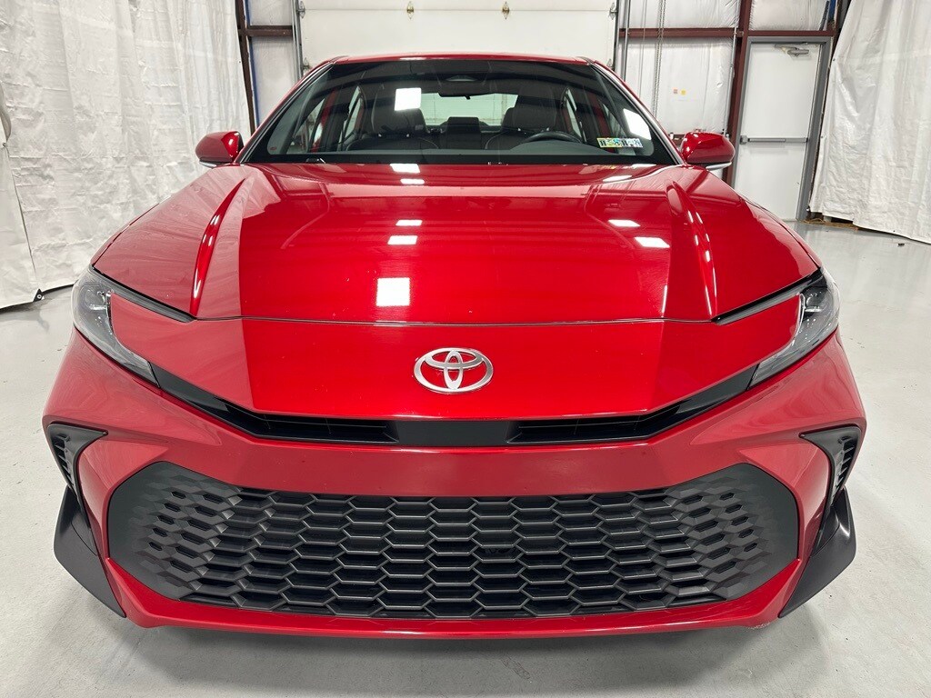2025 Toyota Camry SE photo 2