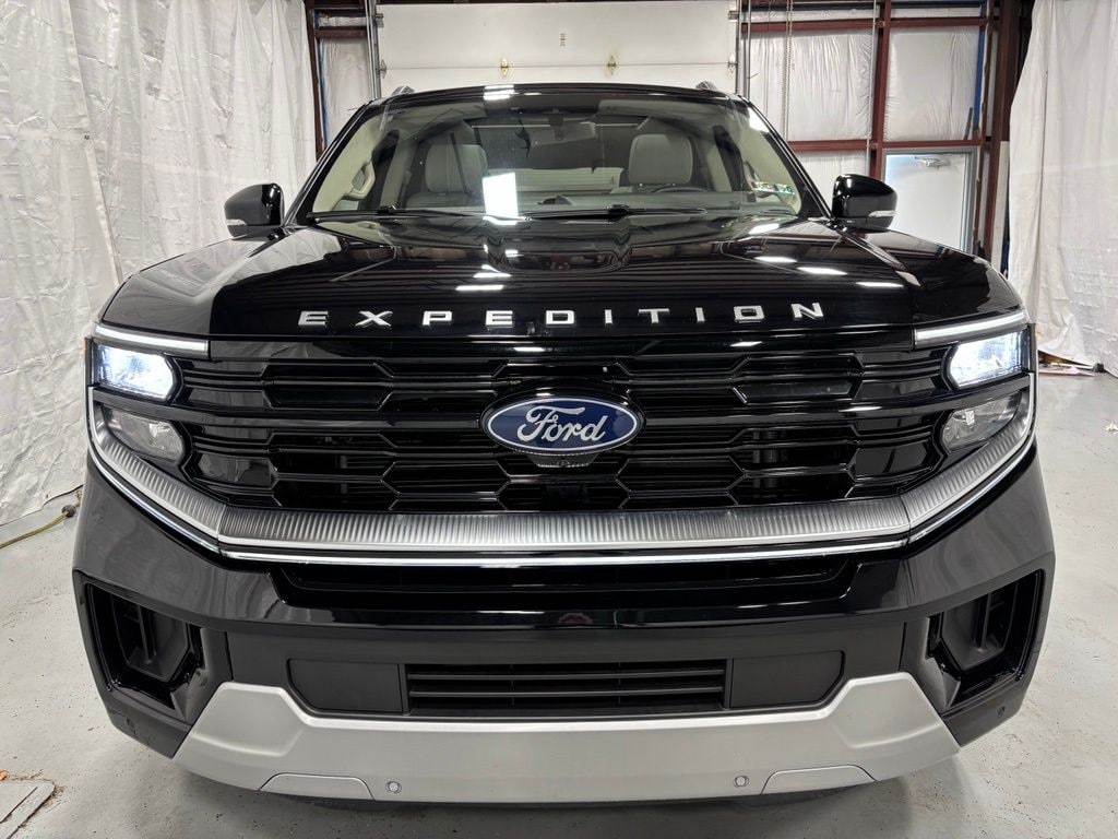 Used 2025 Ford Expedition Platinum SUV