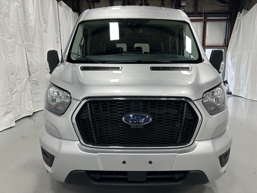 2024 Ford Transit photo 2