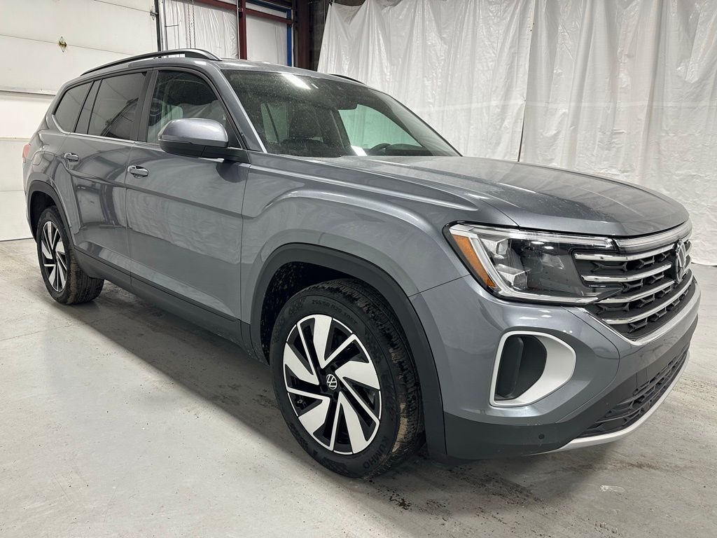 2025 Volkswagen Atlas SE w/Tech
