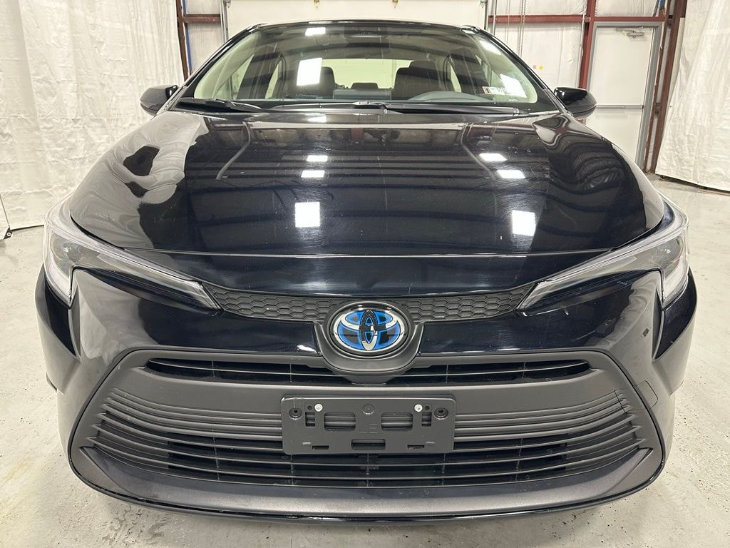 Used 2025 Toyota Corolla Hybrid LE Sedan
