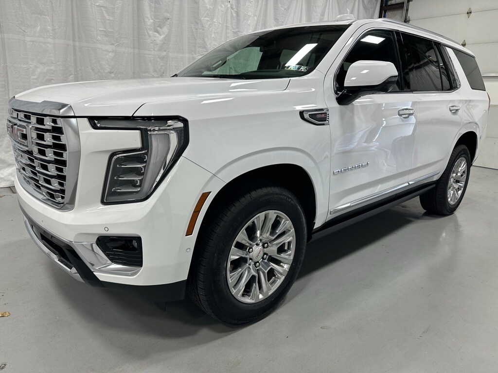 2025 Gmc Yukon Denali photo 3