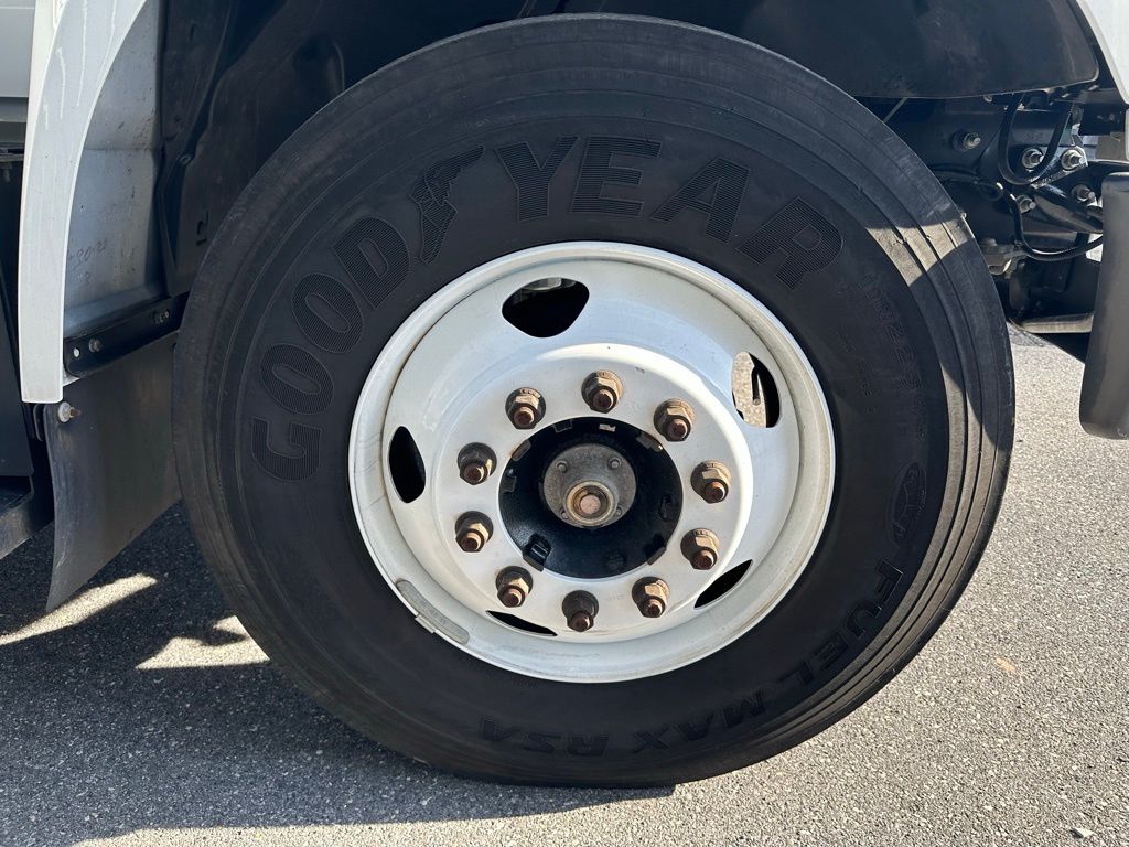 2024 Ford F-650 - Photo 40