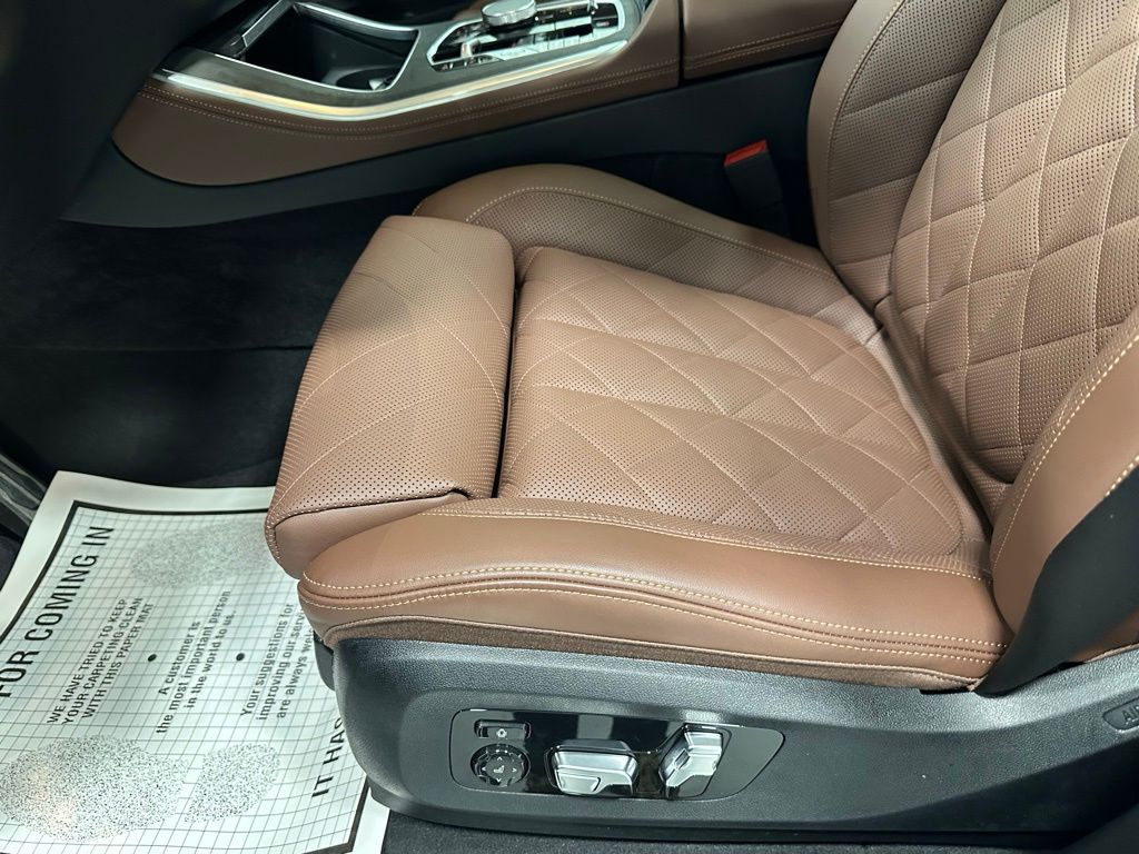 2026 BMW X5 50e - Photo 13