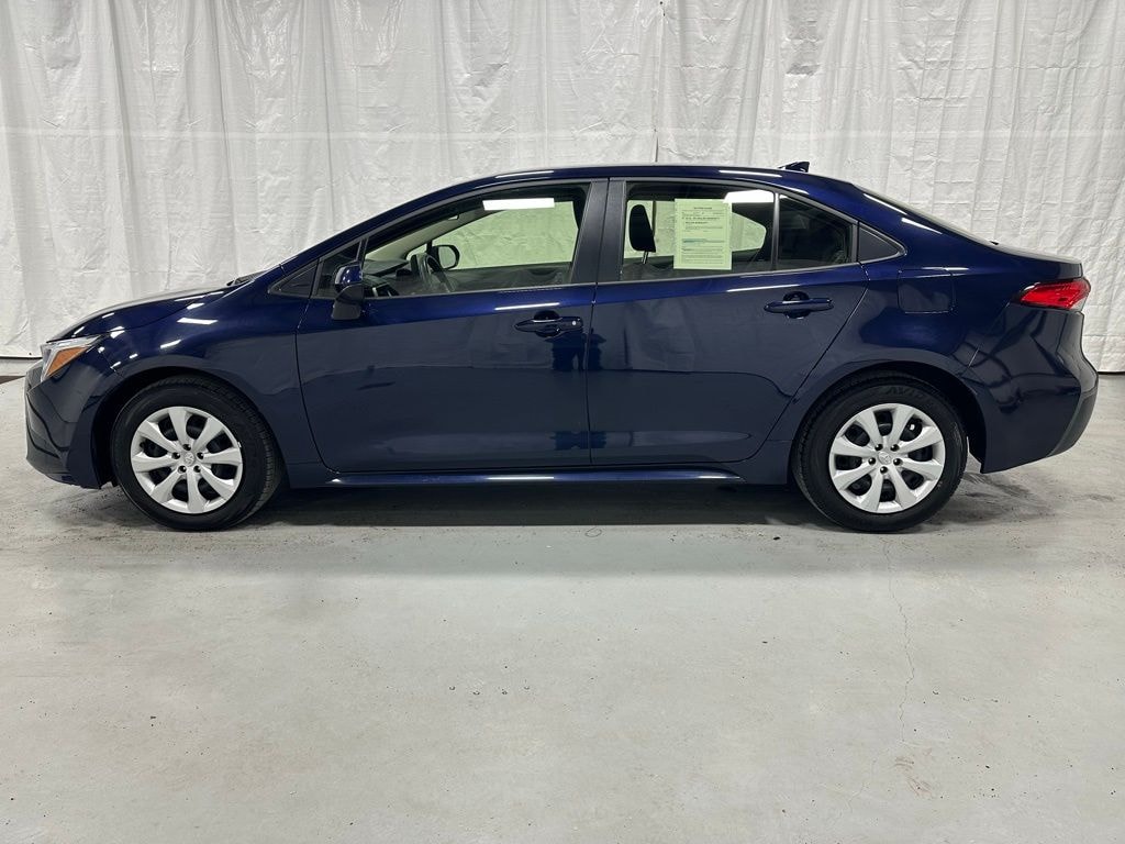 Used 2025 Toyota Corolla Hybrid LE Sedan