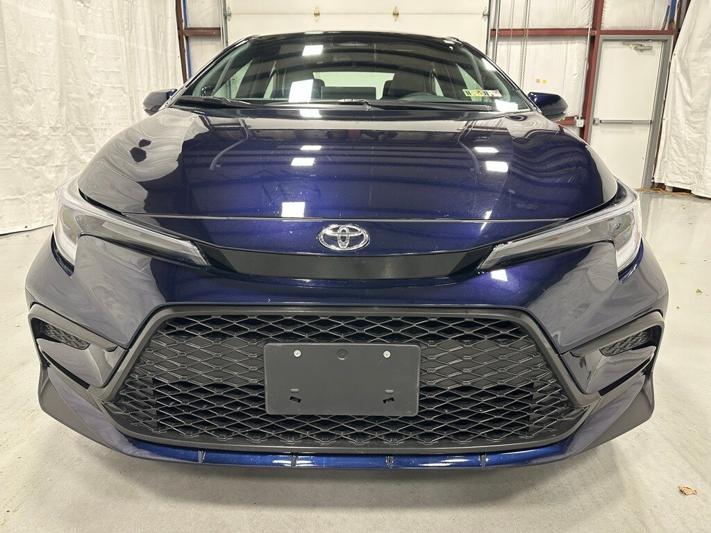 2025 Toyota Corolla XSE photo 2