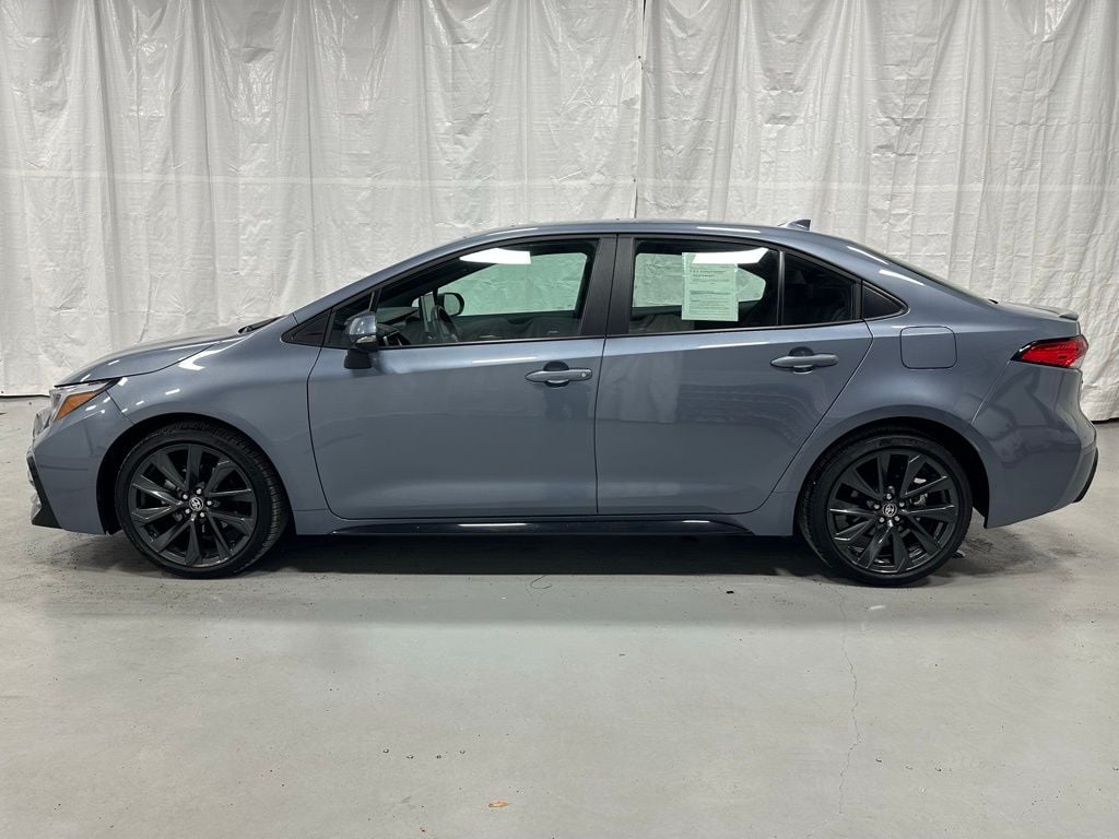 Used 2025 Toyota Corolla SE Sedan