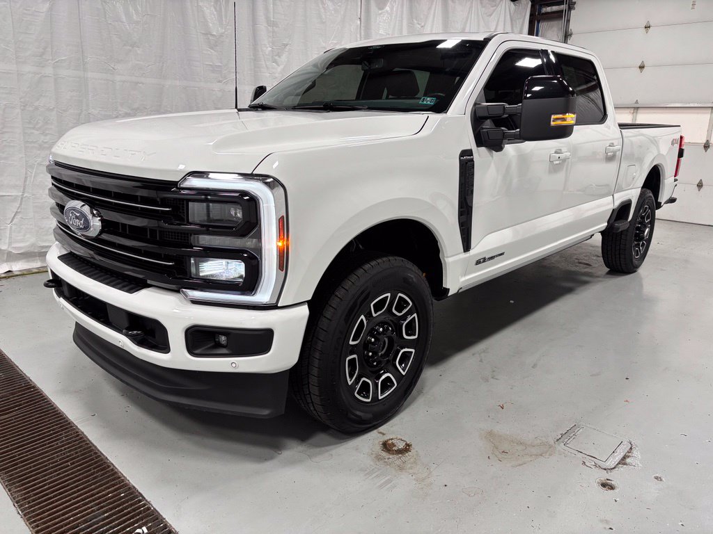 Used 2025 Ford F-250SD Platinum Truck Crew Cab